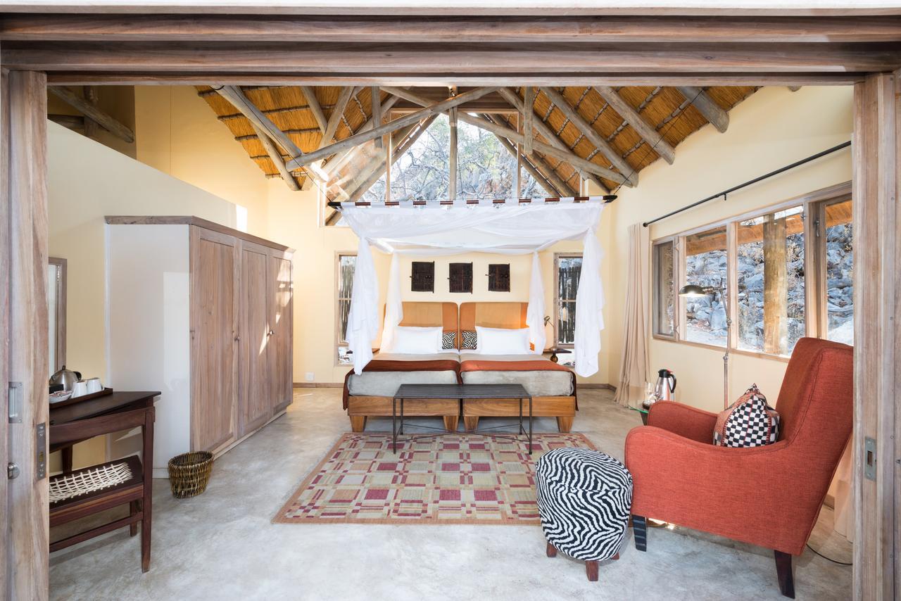 Ongava Lodge Окаукуэджо Экстерьер фото