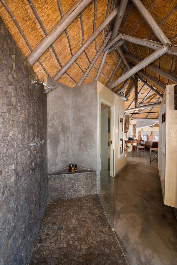Ongava Lodge Окаукуэджо Экстерьер фото