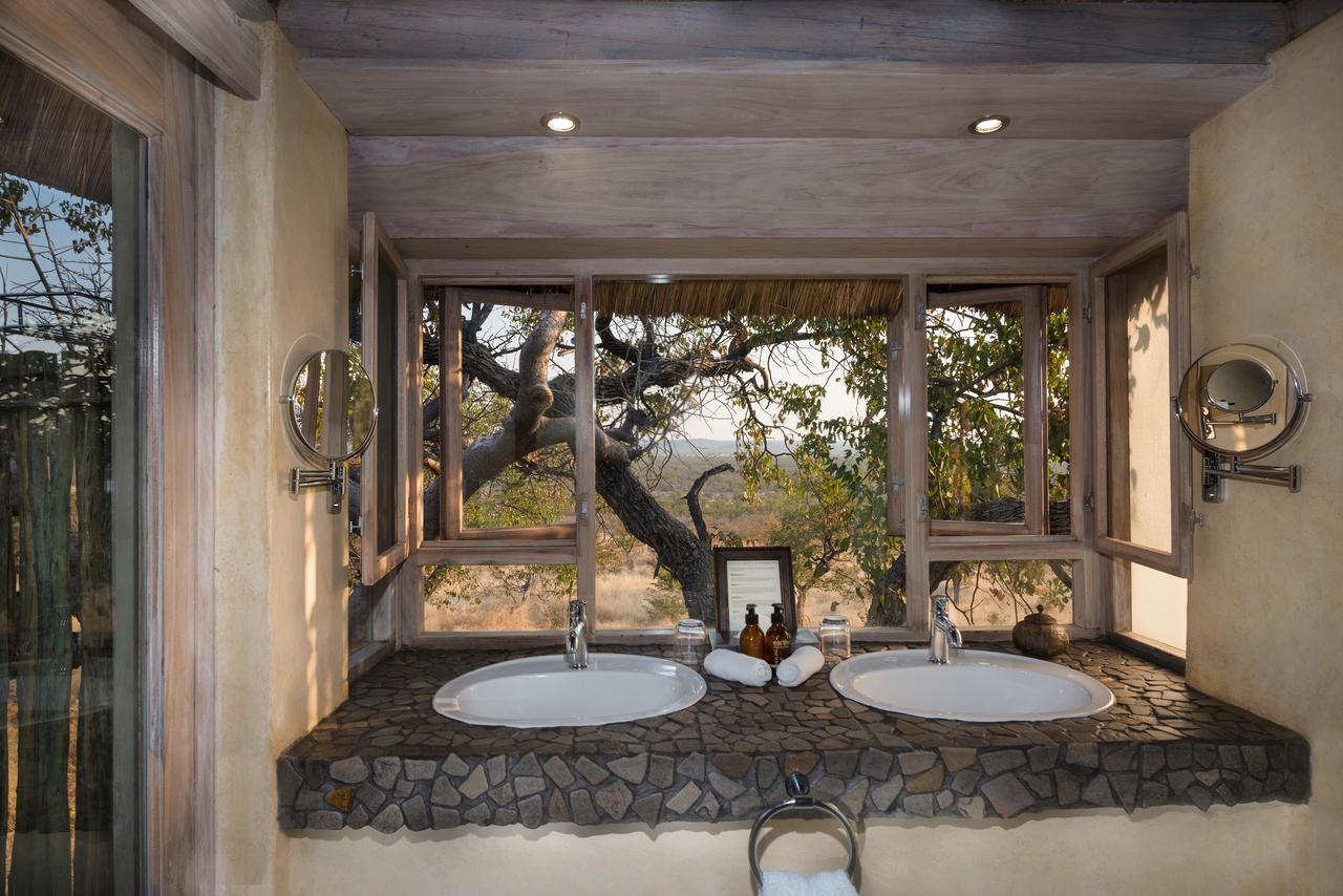 Ongava Lodge Окаукуэджо Экстерьер фото